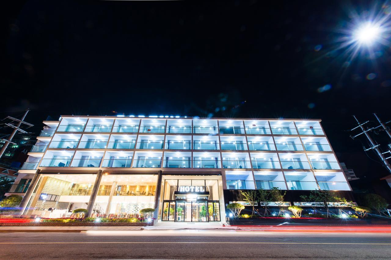 Fortuna Hotel Tongyeong Exterior photo