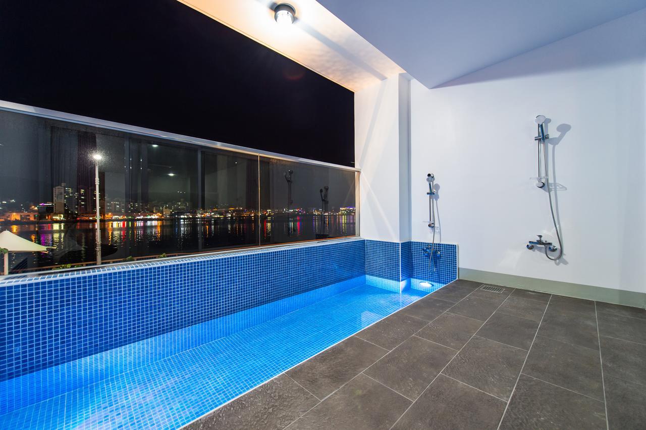 Fortuna Hotel Tongyeong Exterior photo